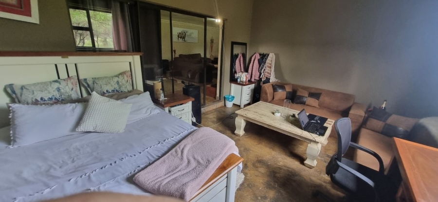 8 Bedroom Property for Sale in Brits Rural North West